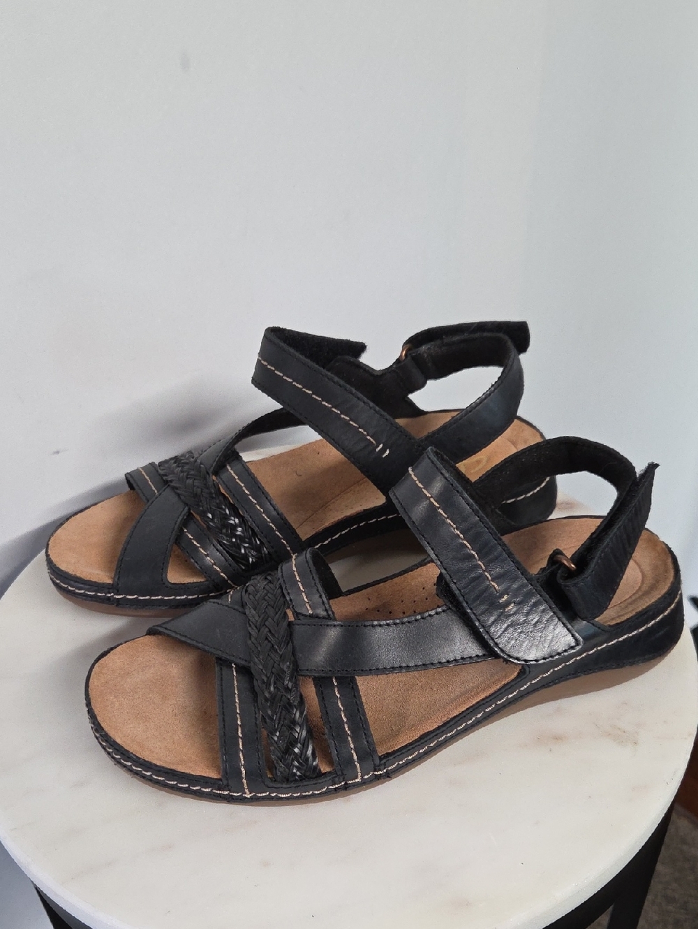 Clarks Black Leather Strappy Comfort Sandals Size 6
